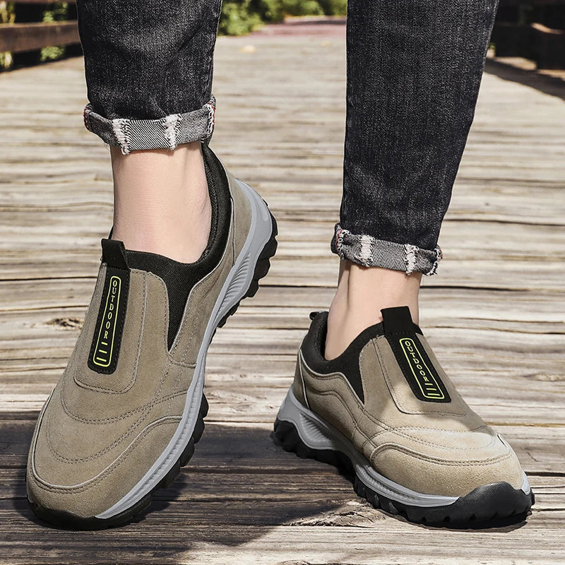 Milo - Orthopedische Zwarte Sportieve Slip-ons