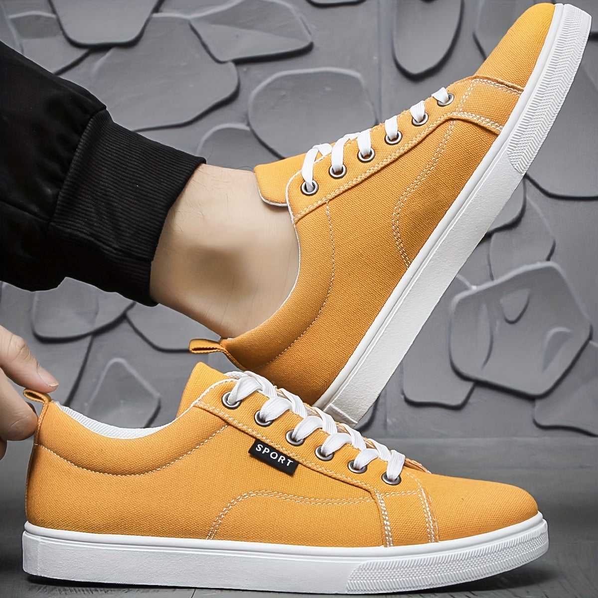 Orthopedische sneakers van zwart canvas - Leon