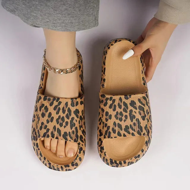 Orthopedische Luipaardprint Slippers - Zoe